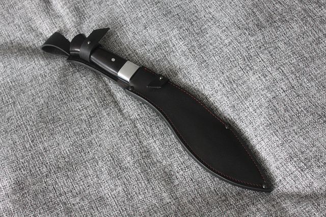 Кукри (дамасская сталь)